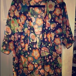 Medium LuLaRoe Shirley. Sheer Floral Print
